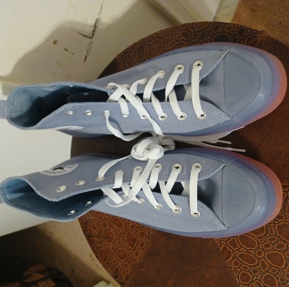 Mens chuck Taylor converse sneakers